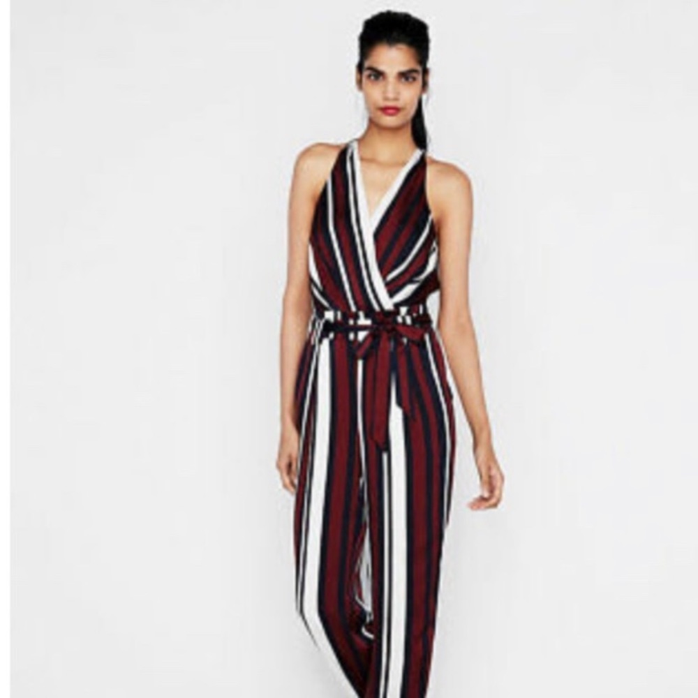 EXPRESS size 6 belted jumpsuit.Never worn, tags on